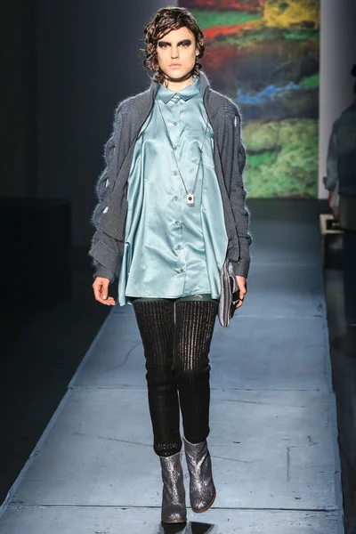 Look 14